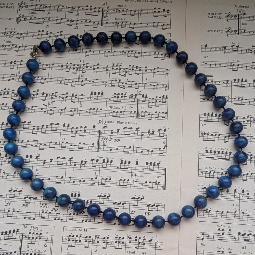 Elegant Blue Beaded Necklace